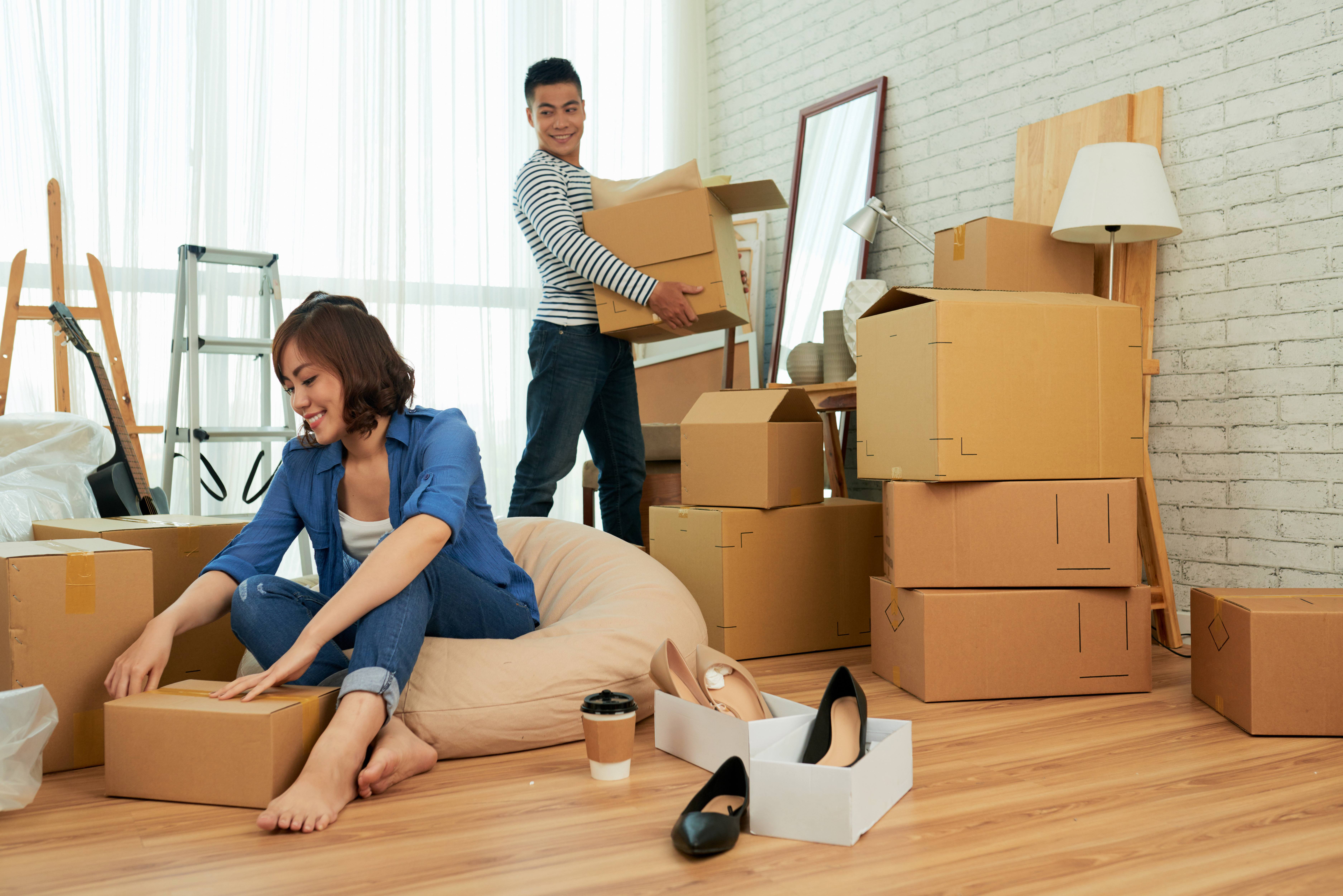 3 Benefits for Renting an Extra Space Asia Self-Storage Unit When You Are Moving