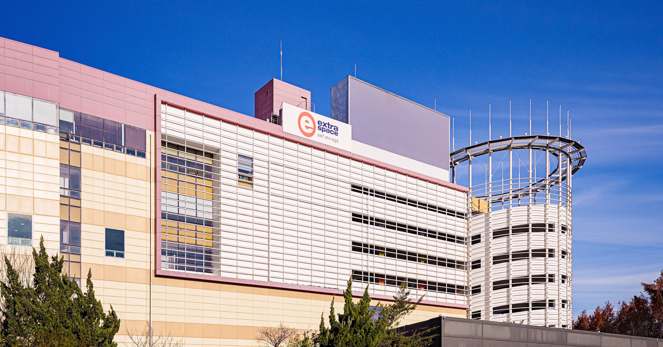 Struggling with Lack of Storage or Commercial Space? We’ve Got You Covered!