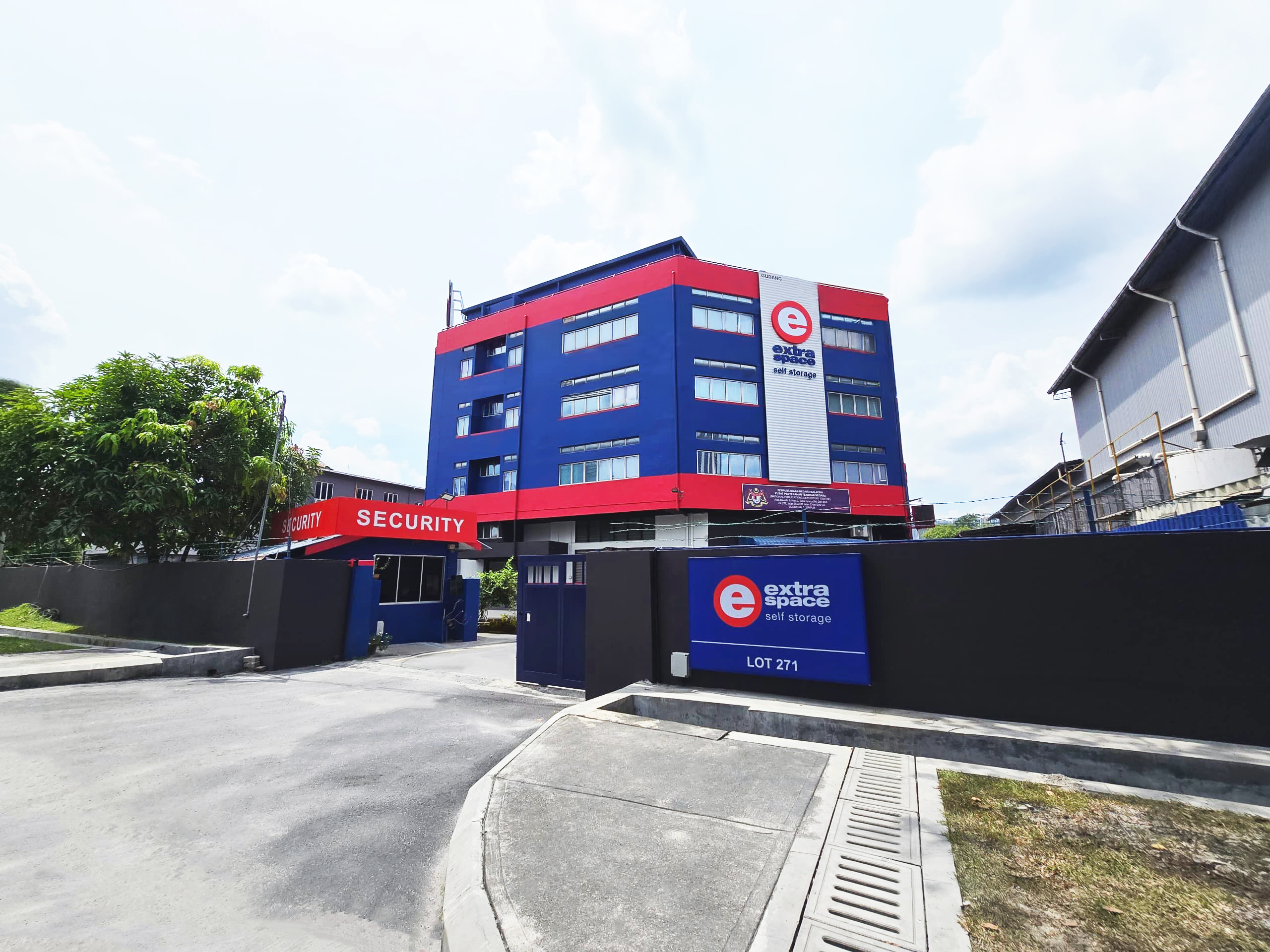 Your Guide to Self-Storage in Malaysia: Secure & Flexible Storage Solutions in Petaling Jaya and Kuala Lumpur