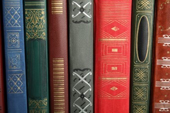 Storage Tips: Ways to Store your Books and CD